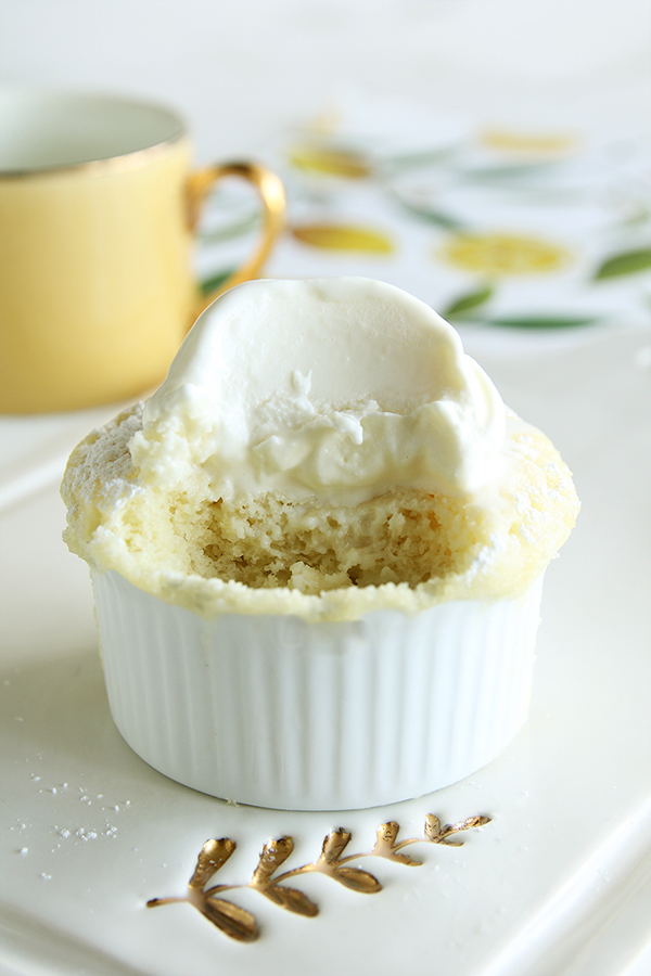 עוגת לימון במיקרוגל