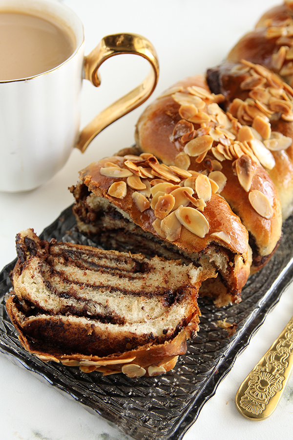 עוגת שמרים שוקולד פרווה - רכה וטעימה