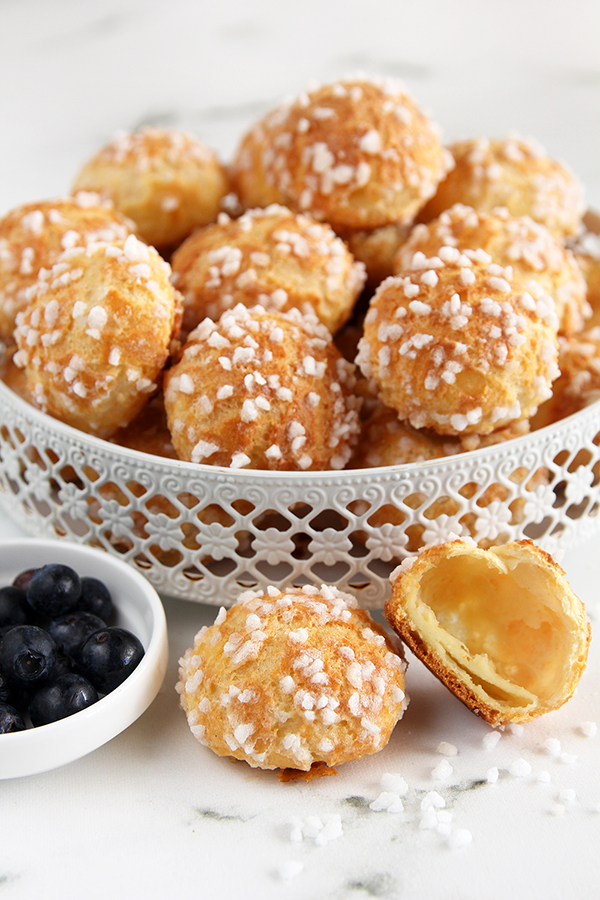 שוקטים – מאפי פחזניות בציפוי סוכר גבישי