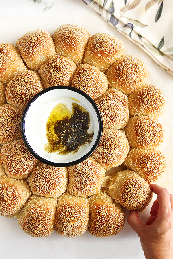 כתר כדורי בייגלה ירושלמי במילוי גבינות